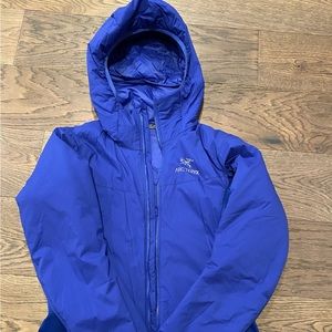 SOLD ⭕️Women’s Arcteryx Atom LT Hoody